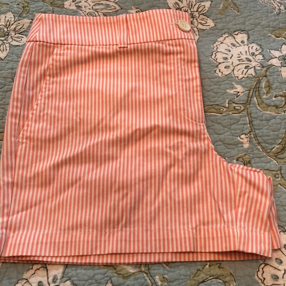 NWT Loft striped shorts sz 8 mid-rise 4” inseam